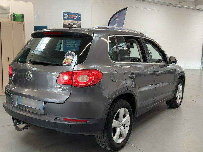 Volkswagen Tiguan 2.0 TDI Carat 4Motion 2010 – снимка 8