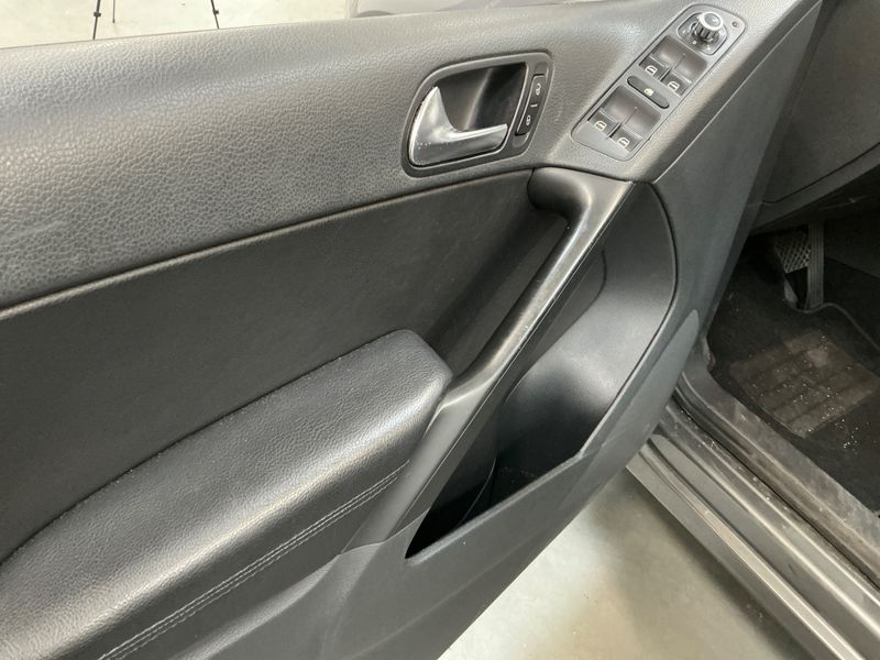 Volkswagen Tiguan 2.0 TDI Carat 4Motion 2010 – снимка 29