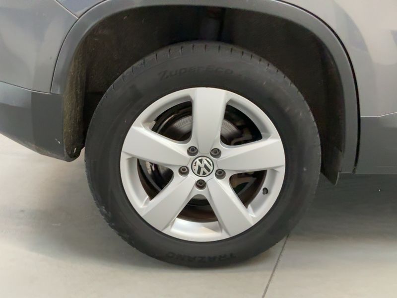 Volkswagen Tiguan 2.0 TDI Carat 4Motion 2010 – снимка 9