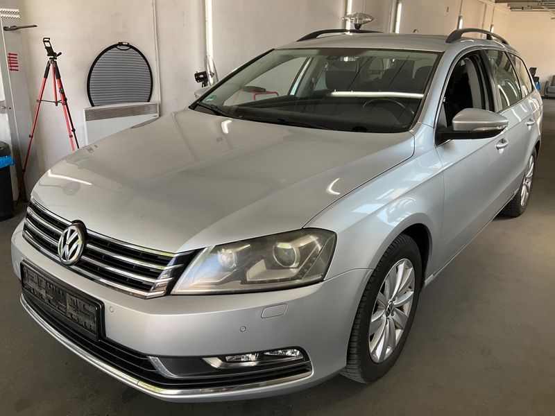Volkswagen Passat 2.0 TDI Comfortline BlueMotion Tech 2011
