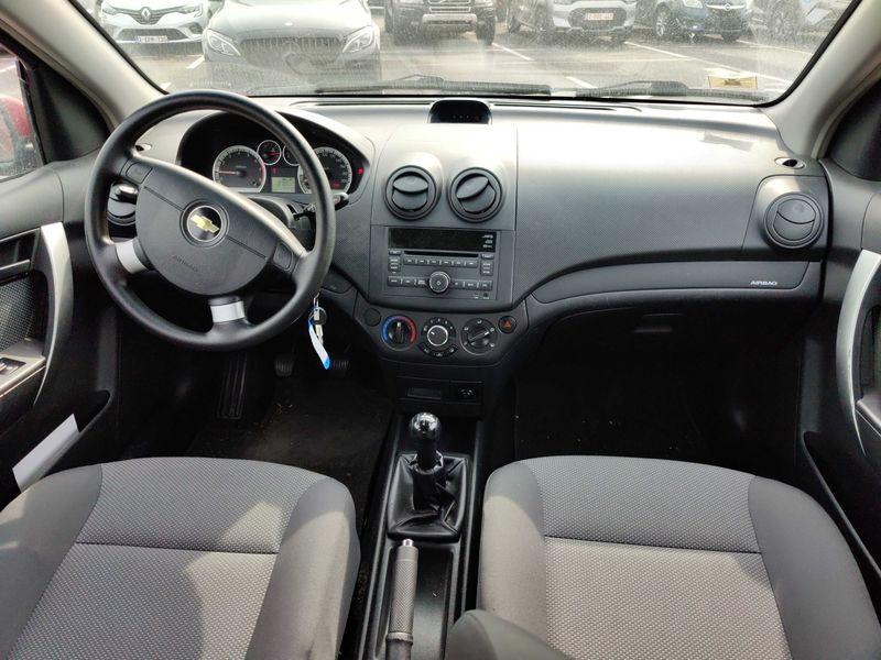 Chevrolet Aveo 1.2 LS 2011 – снимка 10