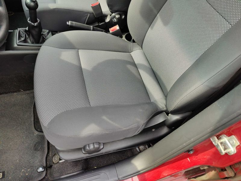 Chevrolet Aveo 1.2 LS 2011 – снимка 22