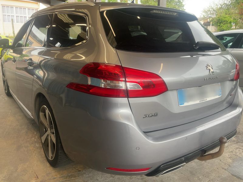 Peugeot 308 1.5 Blue-HDi GT Line 2018 – снимка 6