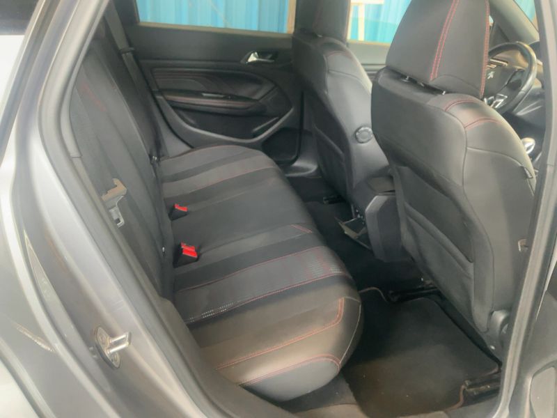 Peugeot 308 1.5 Blue-HDi GT Line 2018 – снимка 19