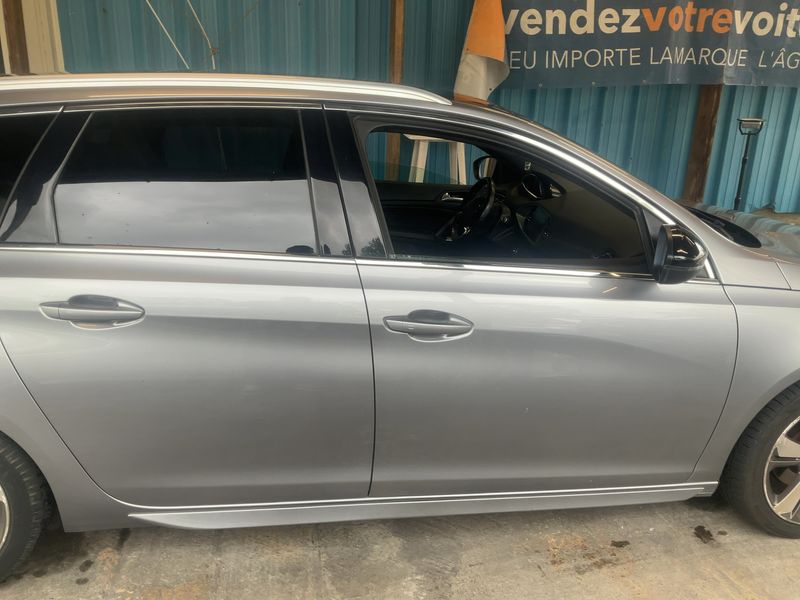 Peugeot 308 1.5 Blue-HDi GT Line 2018 – снимка 10
