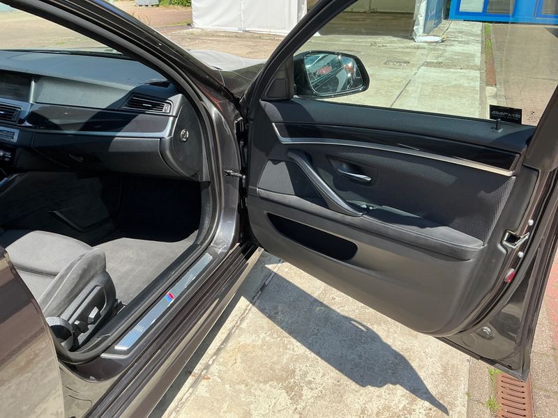 BMW 5er 530d xDrive 2014 – снимка 22