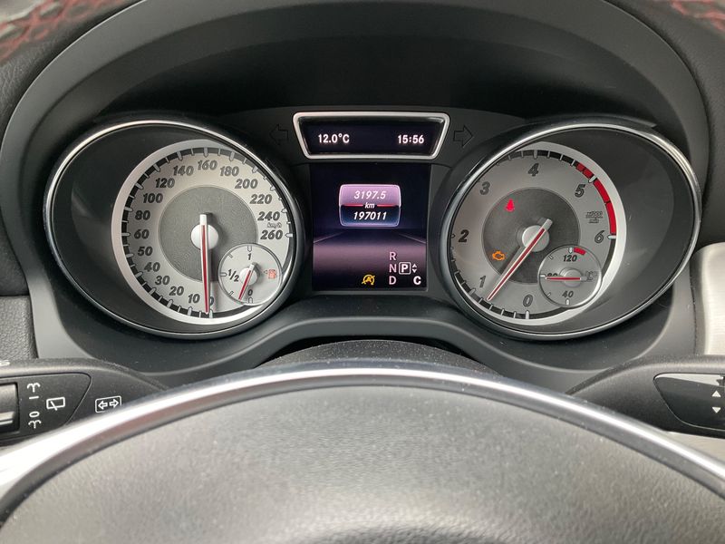 Mercedes-Benz CLA-Klasse CLA 200 Shooting Brake 4Matic AMG Line 2015 – снимка 19