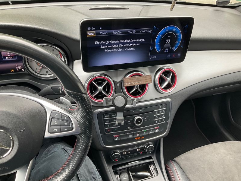 Mercedes-Benz CLA-Klasse CLA 200 Shooting Brake 4Matic AMG Line 2015 – снимка 18