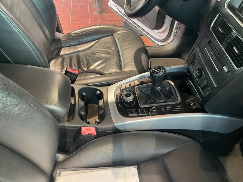 Audi Q5 2.0 TDI 2012 – снимка 32