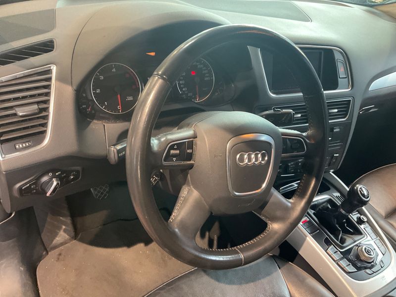 Audi Q5 2.0 TDI 2012 – снимка 37