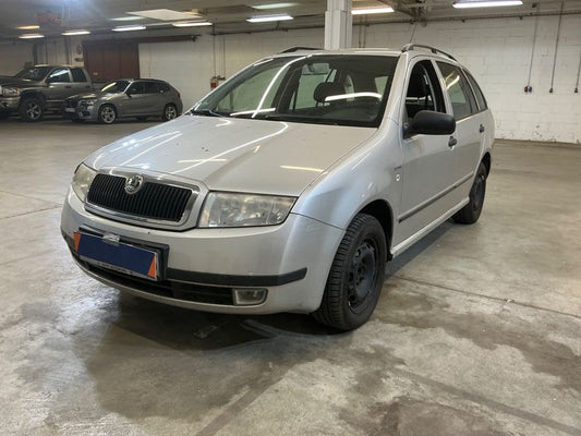 Skoda Fabia 1.4 Comfort 2004 – снимка 1