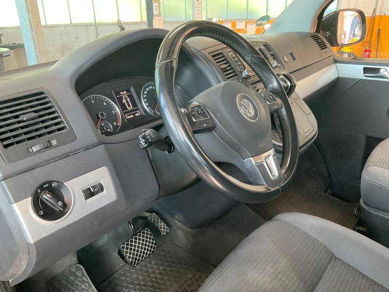 Volkswagen T5 Multivan 2.0 TDI Comfortline 4Motion 2014 – снимка 27