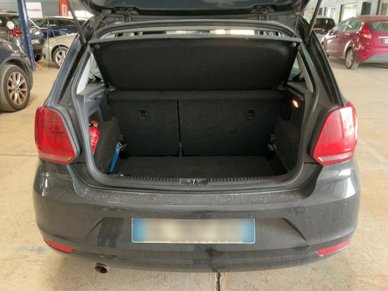 Volkswagen Polo 1.4 TDI Comfortline BlueMotion Tech 2015 – снимка 15