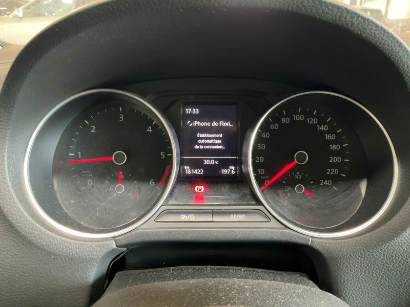 Volkswagen Polo 1.4 TDI Comfortline BlueMotion Tech 2015 – снимка 18