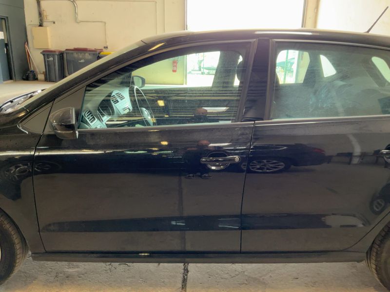 Volkswagen Polo 1.4 TDI Comfortline BlueMotion Tech 2015 – снимка 4
