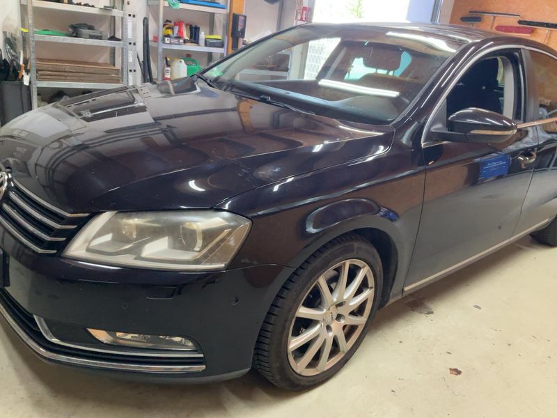 Volkswagen Passat 1.4 TSI Comfortline BlueMotion Tech 2011 – снимка 2
