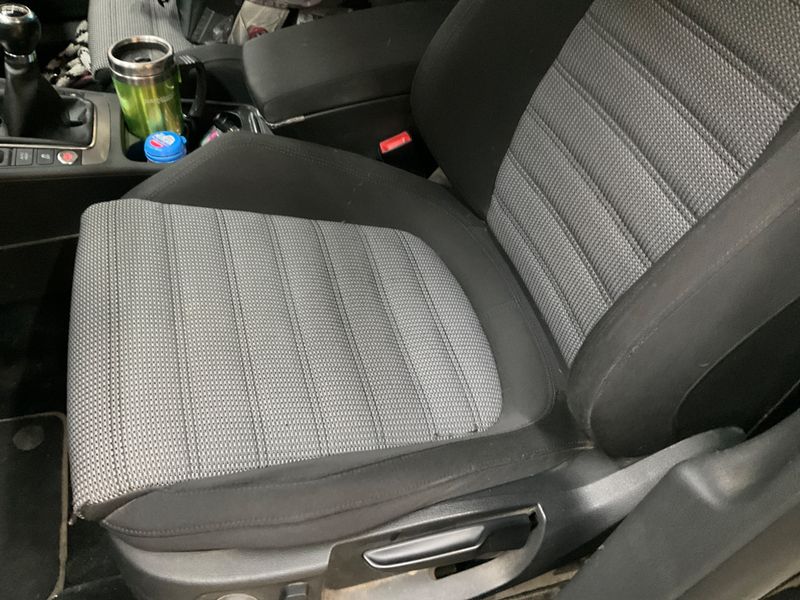 Volkswagen Passat 1.4 TSI Comfortline BlueMotion Tech 2011 – снимка 30