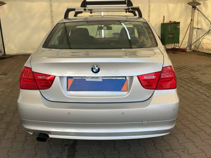 BMW 3er 318i 2009 – снимка 7