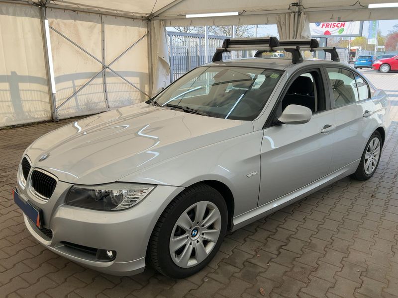 BMW 3er 318i 2009 – снимка 1