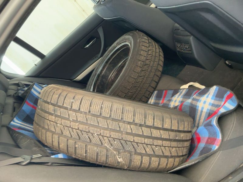 BMW 3er 318i 2009 – снимка 20