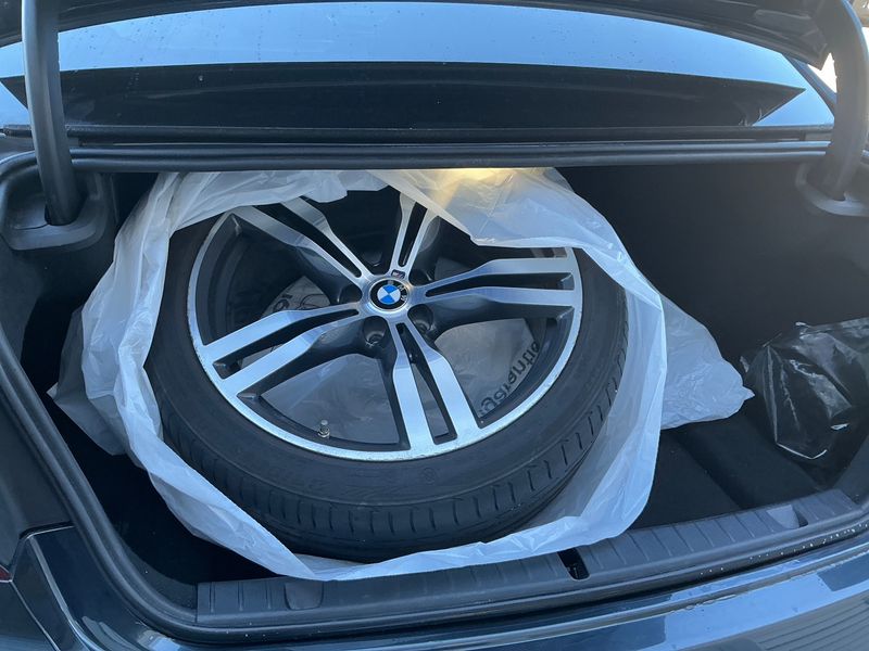 BMW 7er 750i L xDrive 2017 – снимка 15