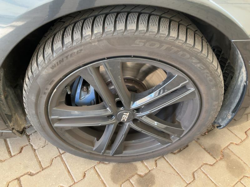 BMW 7er 750i L xDrive 2017 – снимка 11