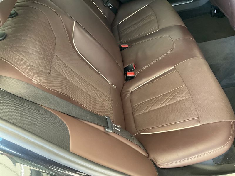 BMW 7er 750i L xDrive 2017 – снимка 39