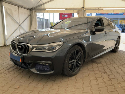 BMW 7er 750i L xDrive 2017 – снимка 1