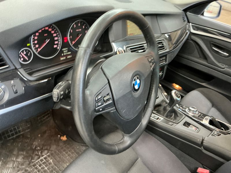 BMW 5er 520i 2013 – снимка 28