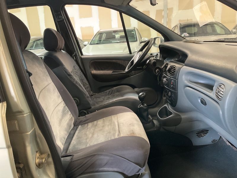 Renault Megane 1.9 dTi Diesel DTi RT 1998 – снимка 3