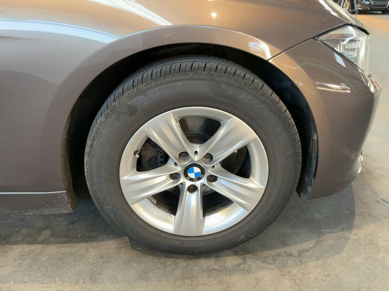 BMW 3er 318d 2013 – снимка 20