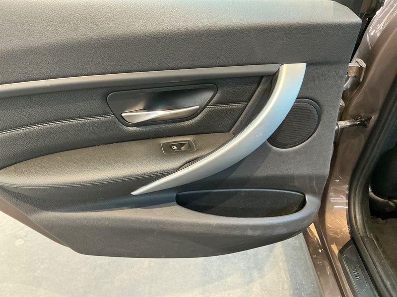BMW 3er 318d 2013 – снимка 26