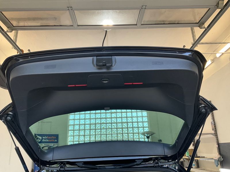 Volkswagen Golf VII 1.4 TGI Allstar BlueMotion Tech 2016 – снимка 22