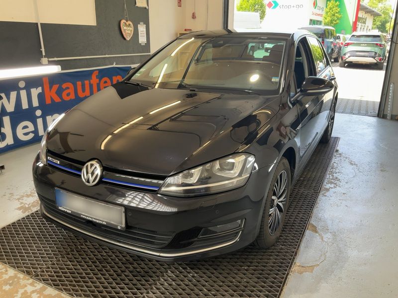 Volkswagen Golf VII 1.4 TGI Allstar BlueMotion Tech 2016 – снимка 1