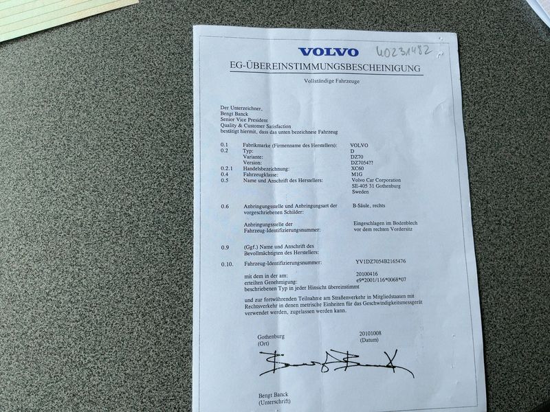 Volvo XC60 2.4 D5 Momentum AWD 2010 – снимка 22