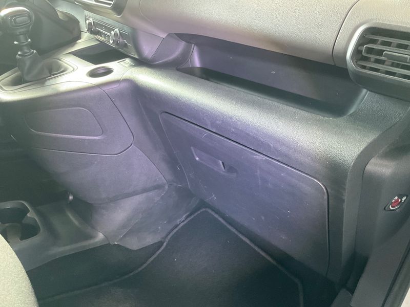 Peugeot Rifter 1.5 Blue-HDi Active L1 2019 – снимка 36