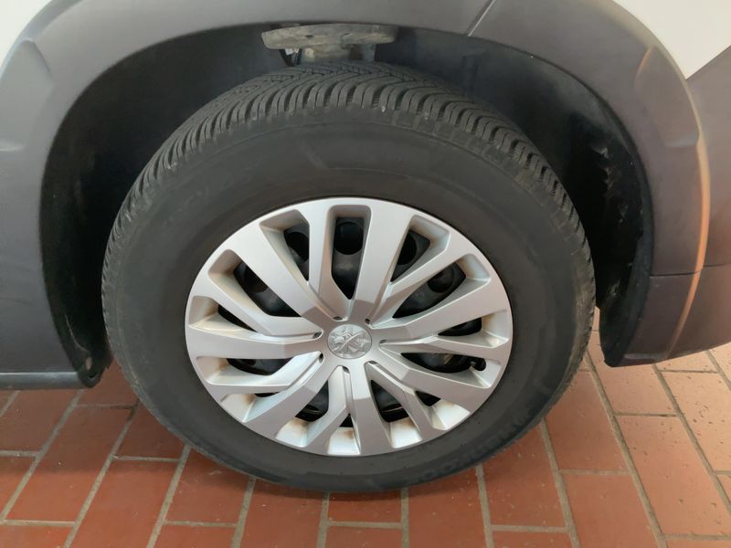 Peugeot Rifter 1.5 Blue-HDi Active L1 2019 – снимка 11