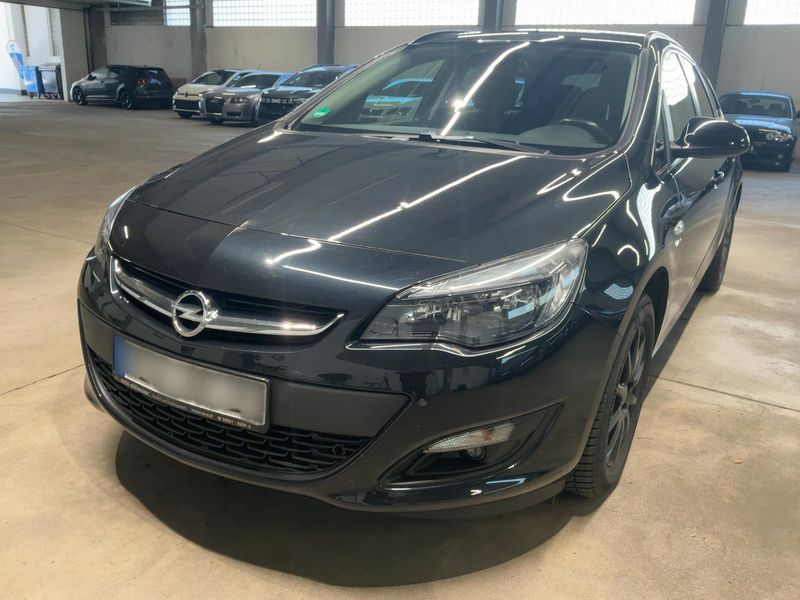 Opel Astra 1.6 CDTI DPF Edition 2014 – снимка 1