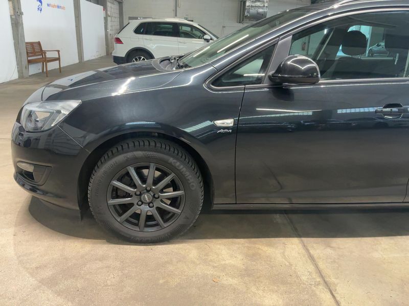 Opel Astra 1.6 CDTI DPF Edition 2014 – снимка 2