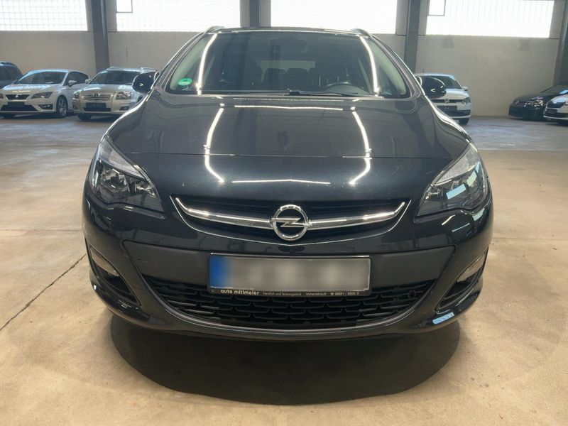 Opel Astra 1.6 CDTI DPF Edition 2014 – снимка 14
