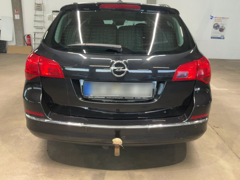 Opel Astra 1.6 CDTI DPF Edition 2014 – снимка 7