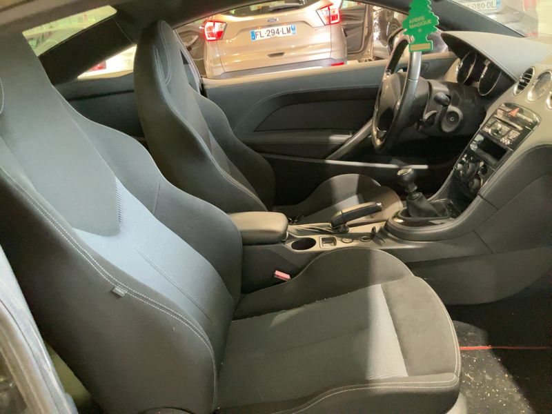 Peugeot RCZ 1.6 THP Basis 2013 – снимка 16