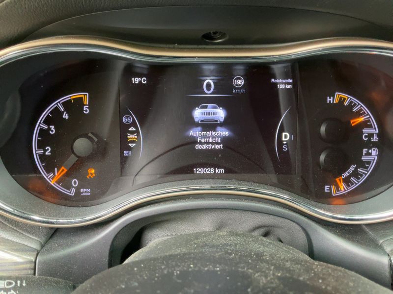 Jeep Grand Cherokee 3.0 CRD Overland 2015 – снимка 19