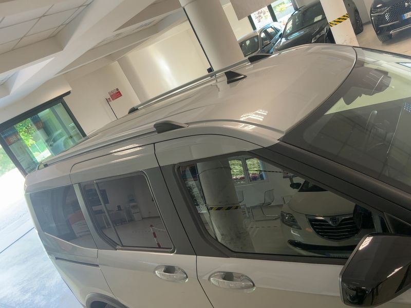 Ford Tourneo Courier 1.0 EcoBoost Active 2024 – снимка 13