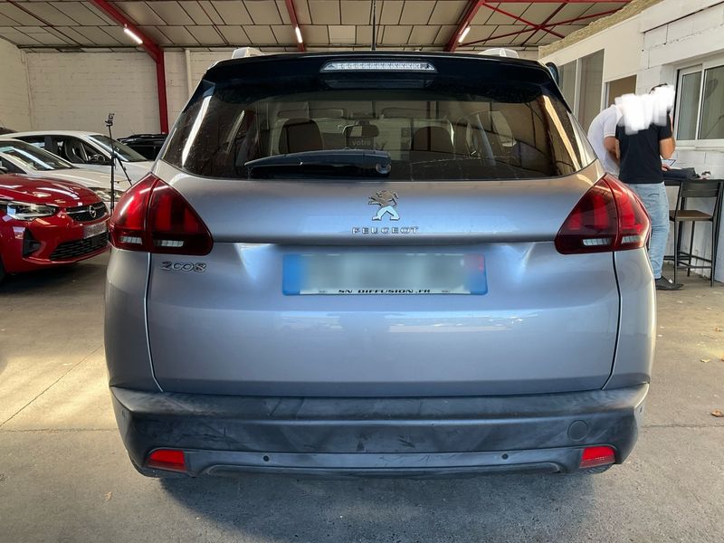 Peugeot 2008 1.2 e-THP Style 2019 – снимка 7