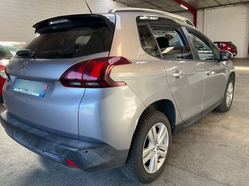 Peugeot 2008 1.2 e-THP Style 2019 – снимка 8