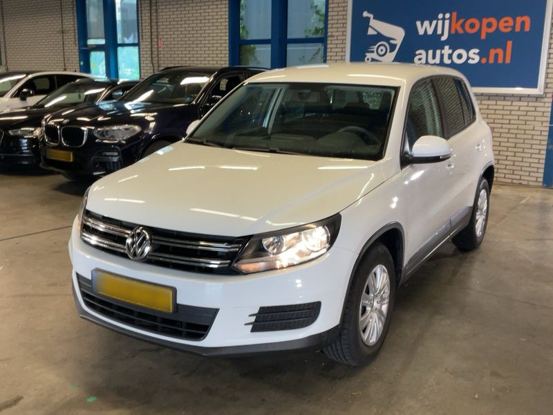 Volkswagen Tiguan 1.4 TSI Trend & Fun BlueMotion Tech 2016 – снимка 1