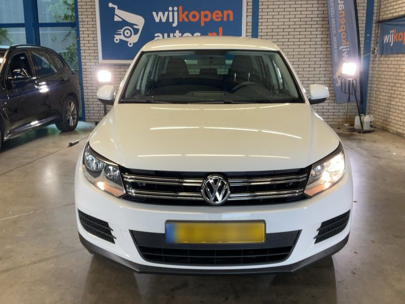 Volkswagen Tiguan 1.4 TSI Trend & Fun BlueMotion Tech 2016 – снимка 14