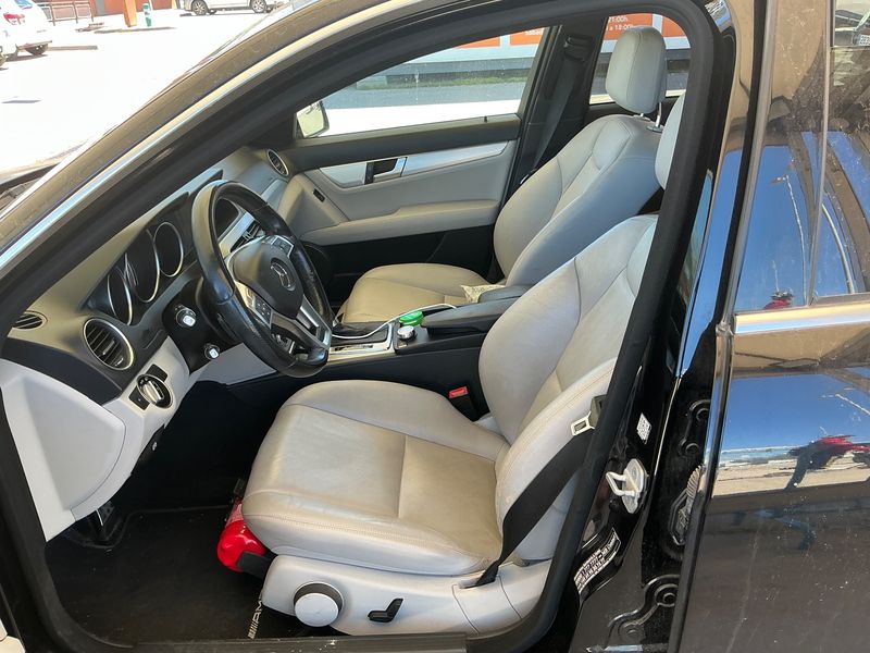 Mercedes-Benz C-Klasse C 350 CDI T BlueEfficiency Avantgarde 2014 – снимка 16