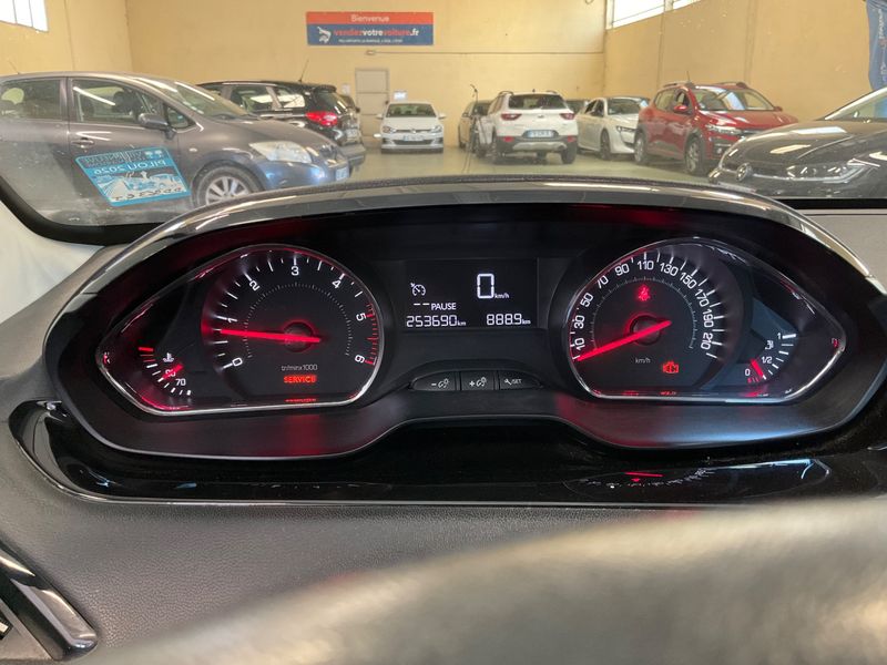 Peugeot 208 1.6 HDi Active 2014 – снимка 4